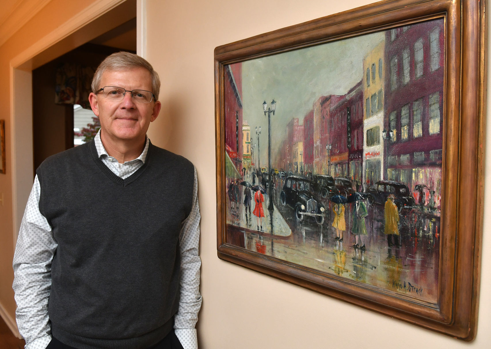 Scott Saveraid and his Kuno Struck painting